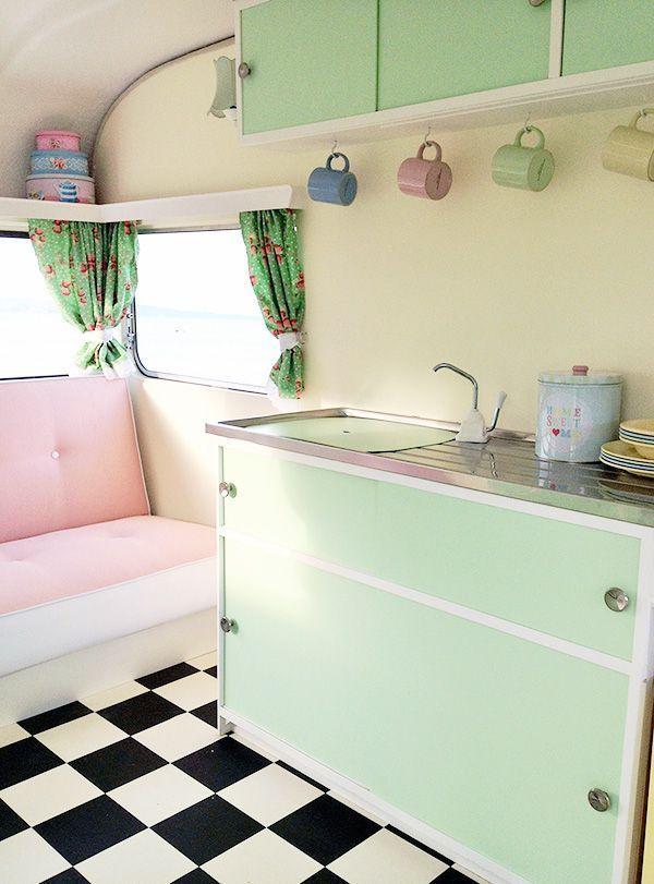 20 Caravan and Camper Van Interior Design - Camper Life