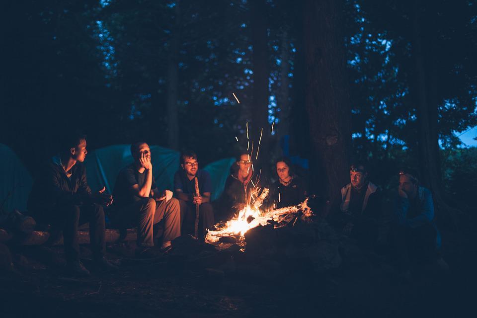 7 Fun Things You Can Do With Friends While Camping Camper Life