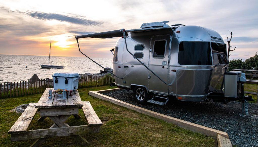 lightweight travel trailers under 5 000 lbs